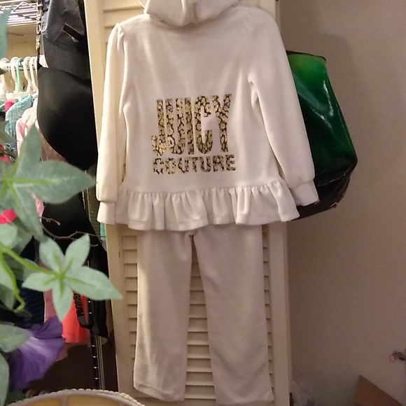 Juicy Couture Other - Juicy Couture bling logo sweatsuit sz 3T